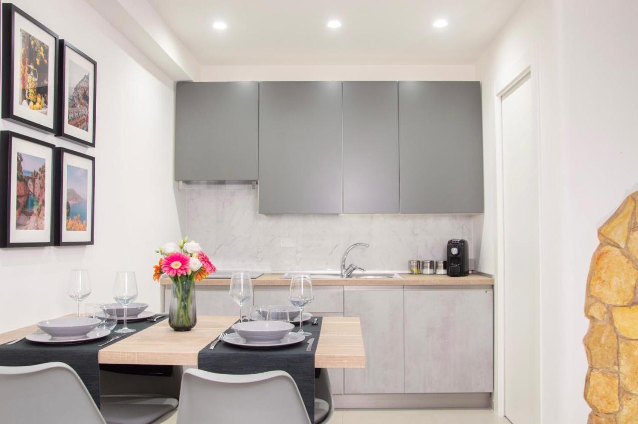 Luxury House Dogana 37 Daire Salerno Dış mekan fotoğraf